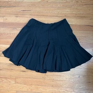 Black Pleated Skirt with Zip